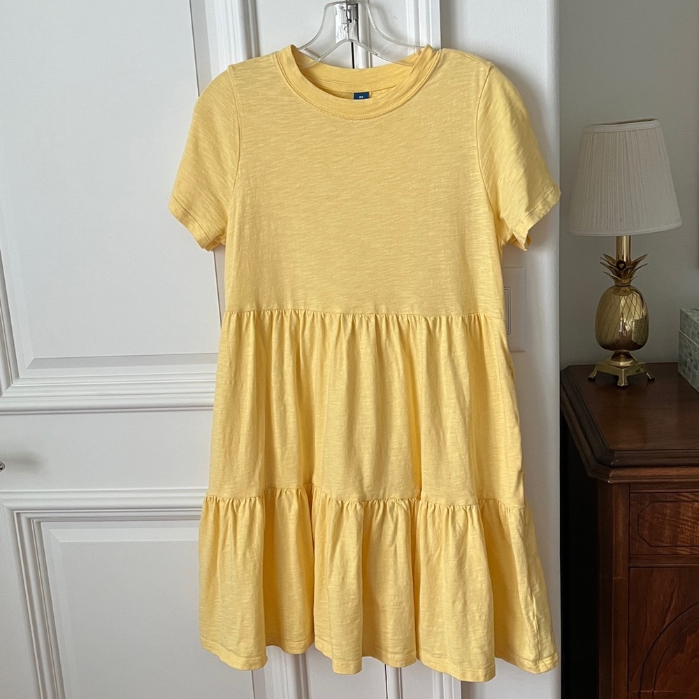 Lemon yellow dress
